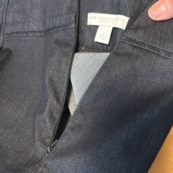 New York & Company Sexy Denim Pencil Skirt Size 8 - Picture 6 of 9